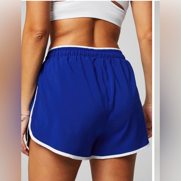 Fabletics - Picture 2 of 2